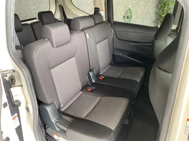 Toyota Sienta - 7 Seater